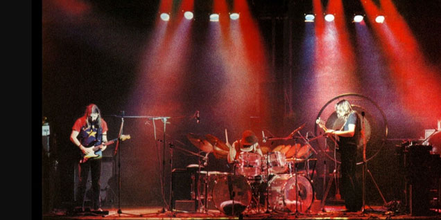 pink floyd on stage